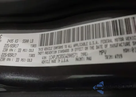 2014 Jeep Cherokee Latitude z USA, uszkodzony, nr VIN 1C4PJMCB5EW200571